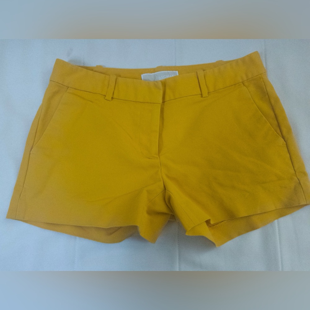 Michael Kors Yellow Shorts-Chic-Vacation-Casual-Colorful-Pop-Vibrant-Low Rise